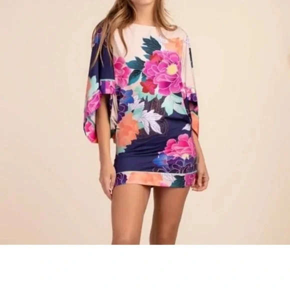 Trina Turk tunic,size L - Picture 1 of 2